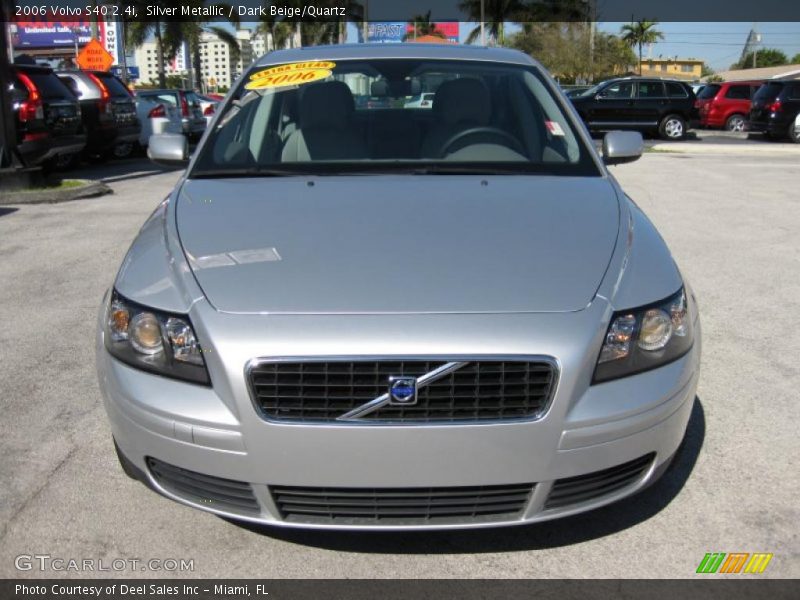 Silver Metallic / Dark Beige/Quartz 2006 Volvo S40 2.4i