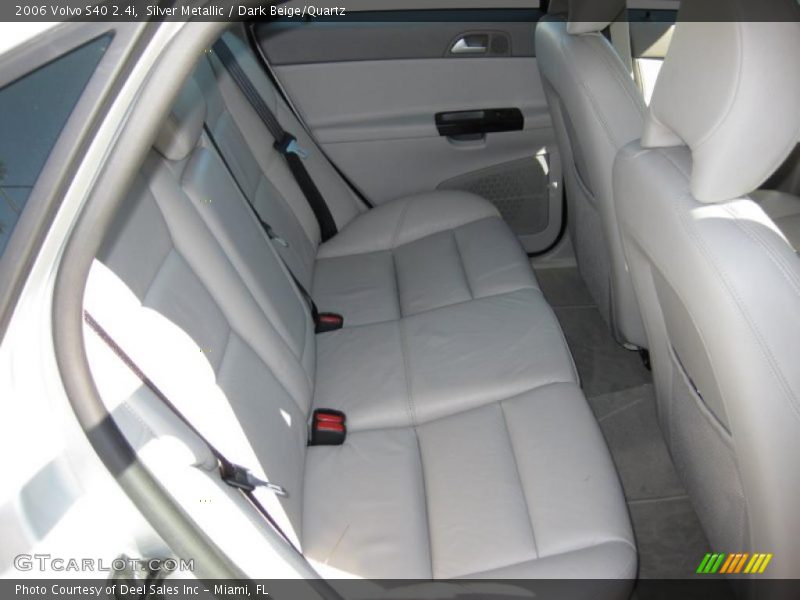 Silver Metallic / Dark Beige/Quartz 2006 Volvo S40 2.4i