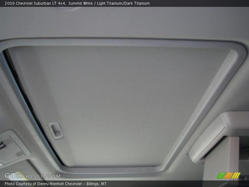 Summit White / Light Titanium/Dark Titanium 2009 Chevrolet Suburban LT 4x4