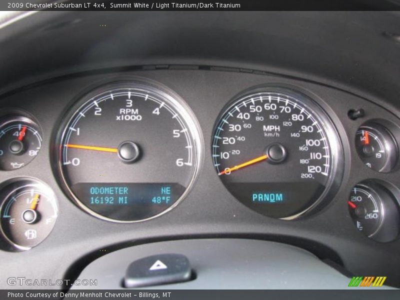Summit White / Light Titanium/Dark Titanium 2009 Chevrolet Suburban LT 4x4