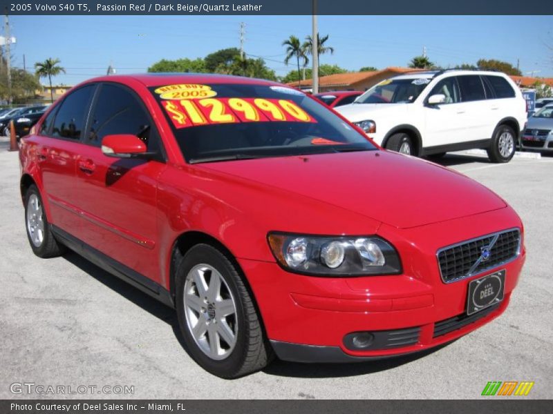 Passion Red / Dark Beige/Quartz Leather 2005 Volvo S40 T5