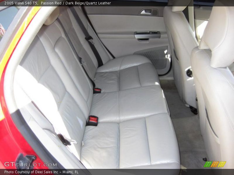 Passion Red / Dark Beige/Quartz Leather 2005 Volvo S40 T5
