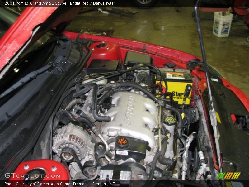 Bright Red / Dark Pewter 2001 Pontiac Grand Am SE Coupe