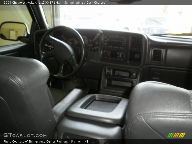 Summit White / Dark Charcoal 2003 Chevrolet Avalanche 1500 Z71 4x4