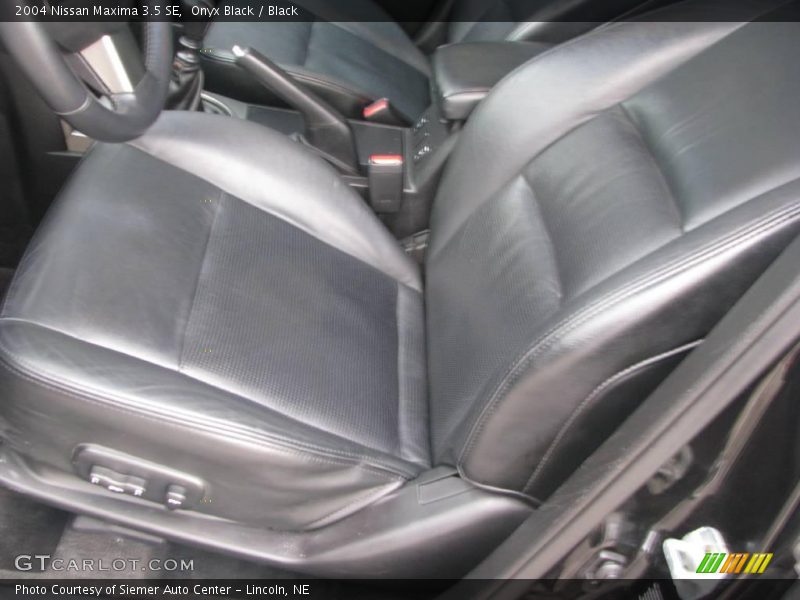 Onyx Black / Black 2004 Nissan Maxima 3.5 SE