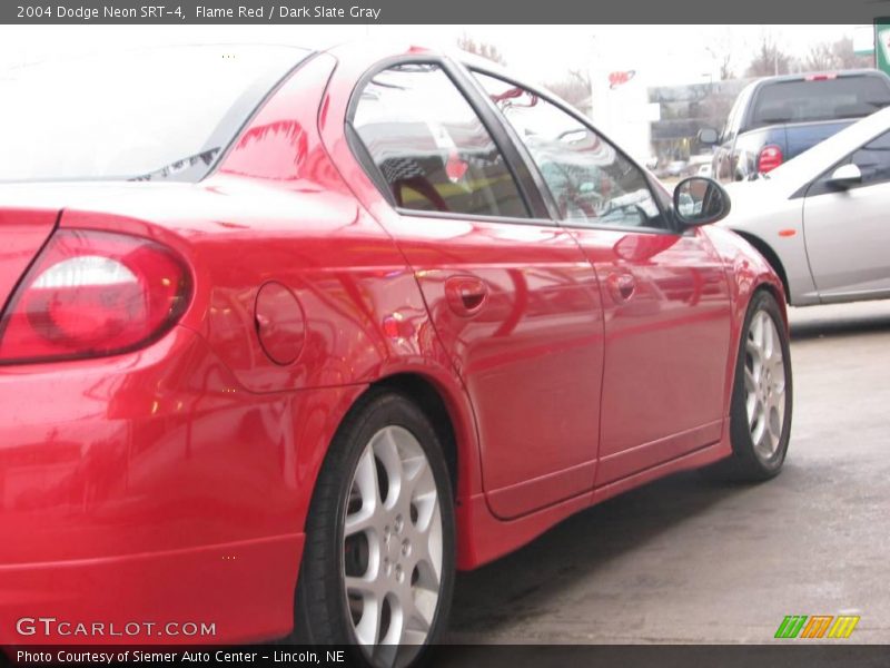 Flame Red / Dark Slate Gray 2004 Dodge Neon SRT-4