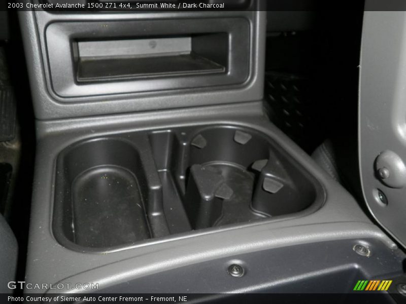 Summit White / Dark Charcoal 2003 Chevrolet Avalanche 1500 Z71 4x4