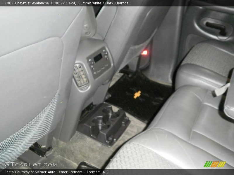 Summit White / Dark Charcoal 2003 Chevrolet Avalanche 1500 Z71 4x4