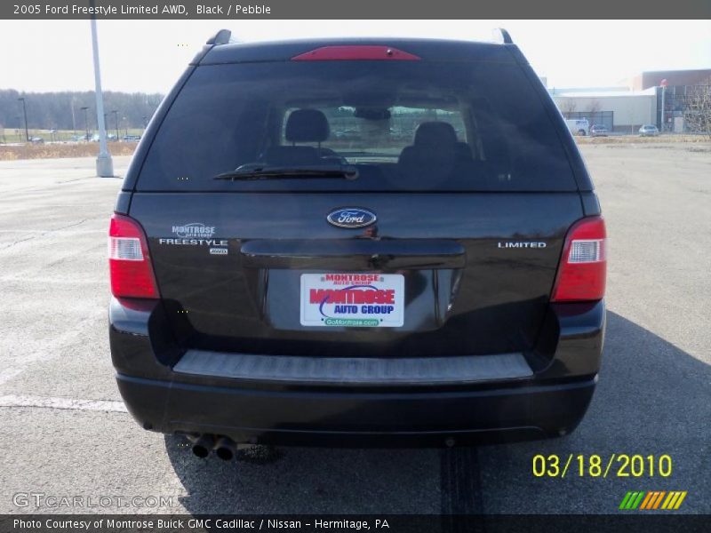 Black / Pebble 2005 Ford Freestyle Limited AWD