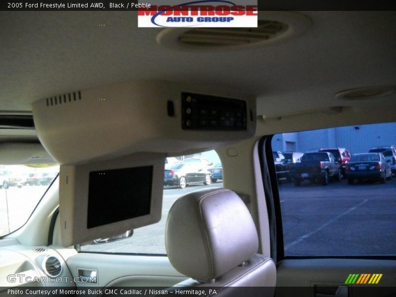 Black / Pebble 2005 Ford Freestyle Limited AWD