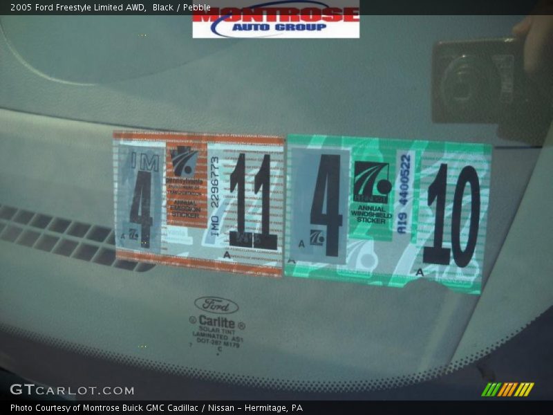 Black / Pebble 2005 Ford Freestyle Limited AWD