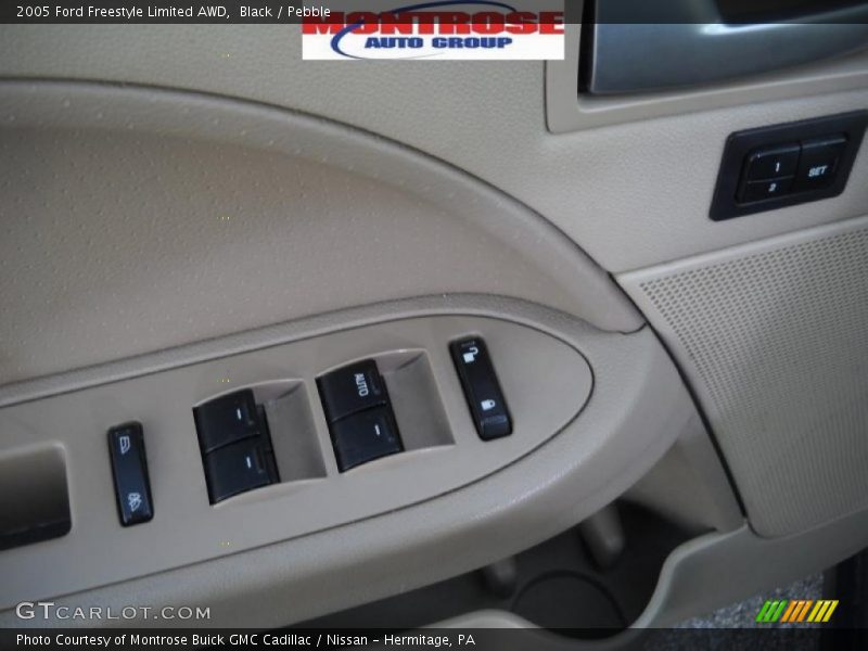Black / Pebble 2005 Ford Freestyle Limited AWD