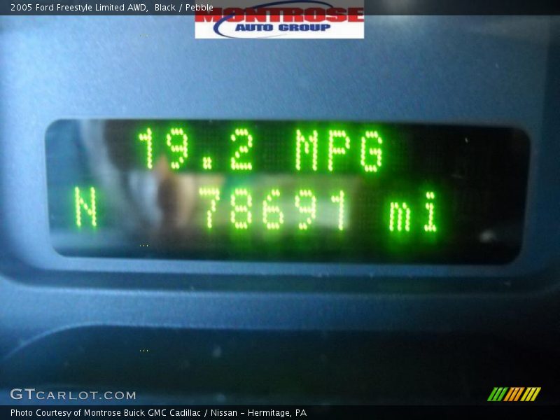 Black / Pebble 2005 Ford Freestyle Limited AWD