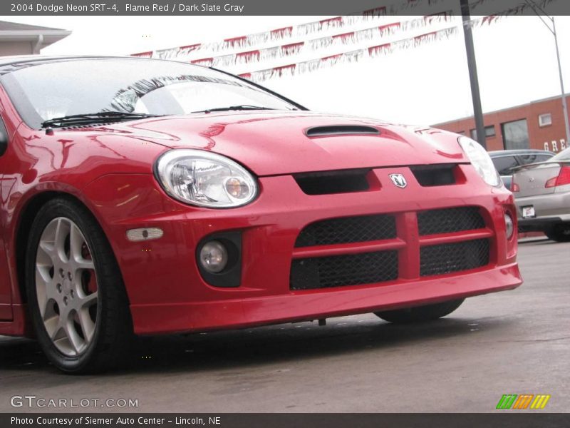 Flame Red / Dark Slate Gray 2004 Dodge Neon SRT-4