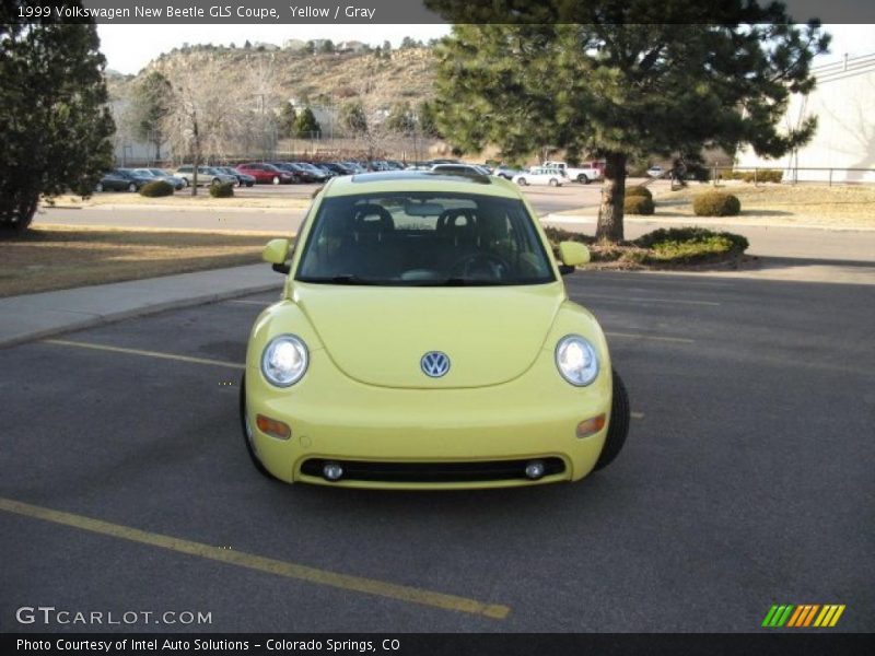 Yellow / Gray 1999 Volkswagen New Beetle GLS Coupe