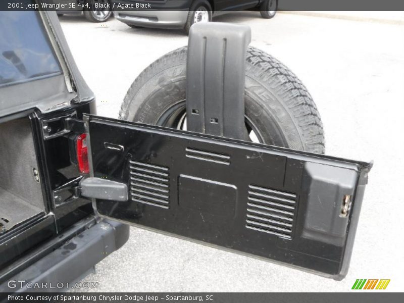 Black / Agate Black 2001 Jeep Wrangler SE 4x4