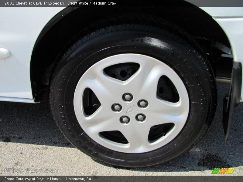 Bright White / Medium Gray 2001 Chevrolet Cavalier LS Sedan