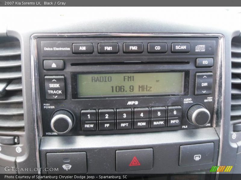 Black / Gray 2007 Kia Sorento LX