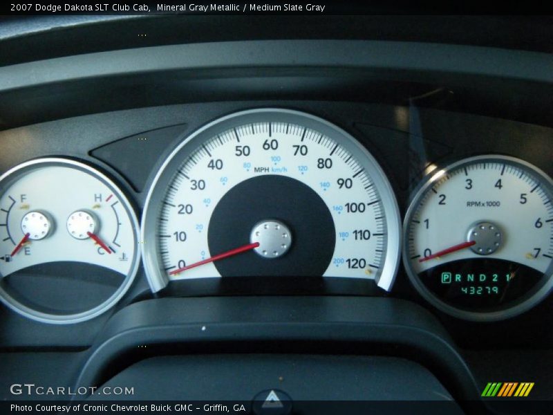 Mineral Gray Metallic / Medium Slate Gray 2007 Dodge Dakota SLT Club Cab