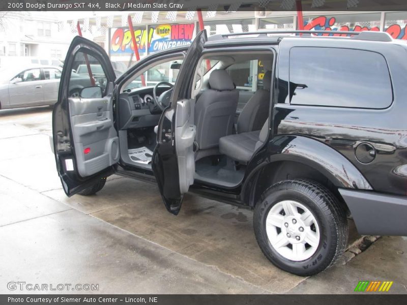 Black / Medium Slate Gray 2005 Dodge Durango SXT 4x4