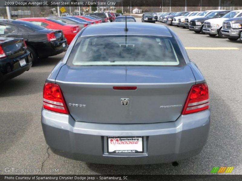 Silver Steel Metallic / Dark Slate Gray 2009 Dodge Avenger SE