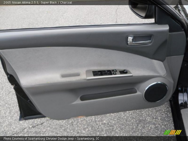 Super Black / Charcoal 2005 Nissan Altima 2.5 S