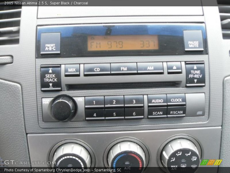 Super Black / Charcoal 2005 Nissan Altima 2.5 S