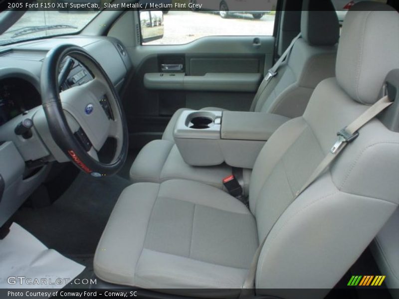 Silver Metallic / Medium Flint Grey 2005 Ford F150 XLT SuperCab