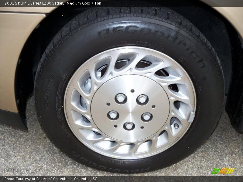Medium Gold / Tan 2001 Saturn L Series L200 Sedan