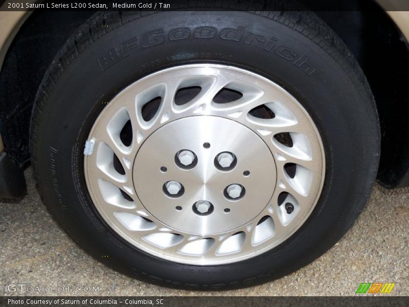 Medium Gold / Tan 2001 Saturn L Series L200 Sedan