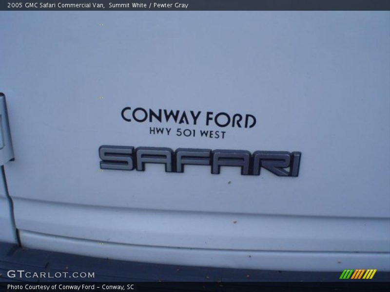 Summit White / Pewter Gray 2005 GMC Safari Commercial Van