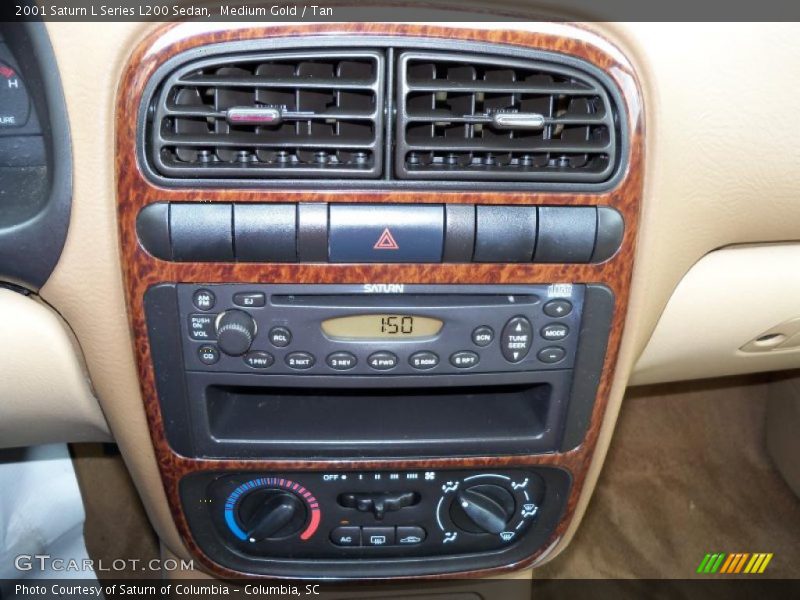 Medium Gold / Tan 2001 Saturn L Series L200 Sedan