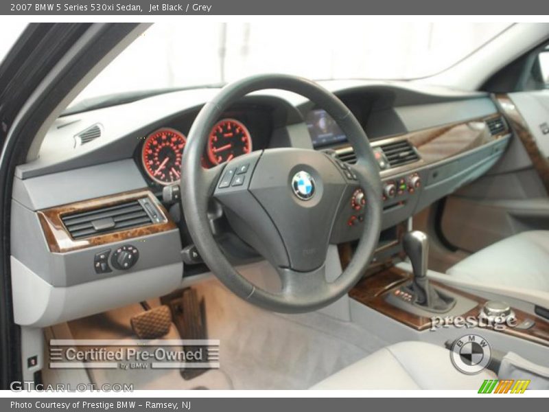 Jet Black / Grey 2007 BMW 5 Series 530xi Sedan