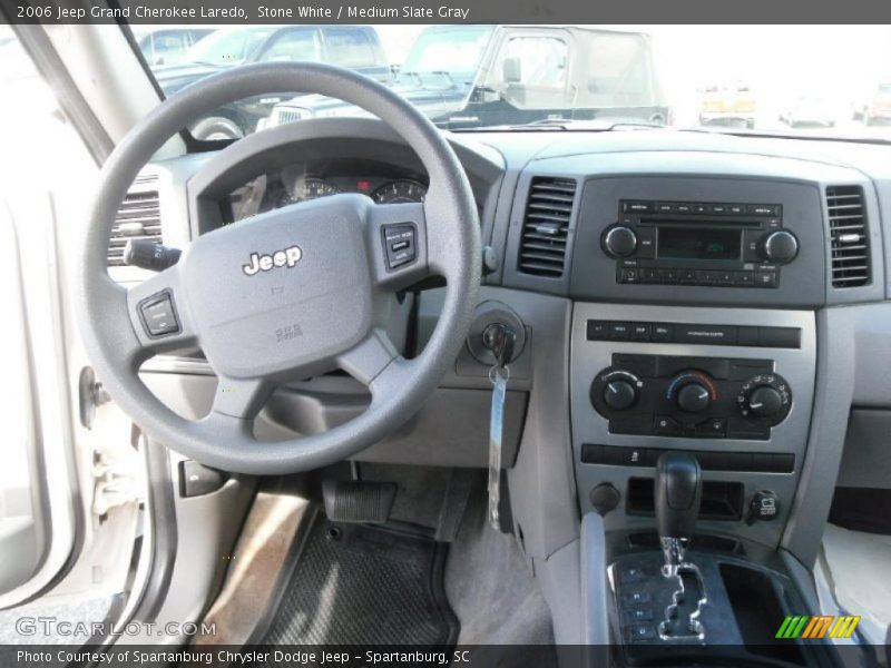 Stone White / Medium Slate Gray 2006 Jeep Grand Cherokee Laredo