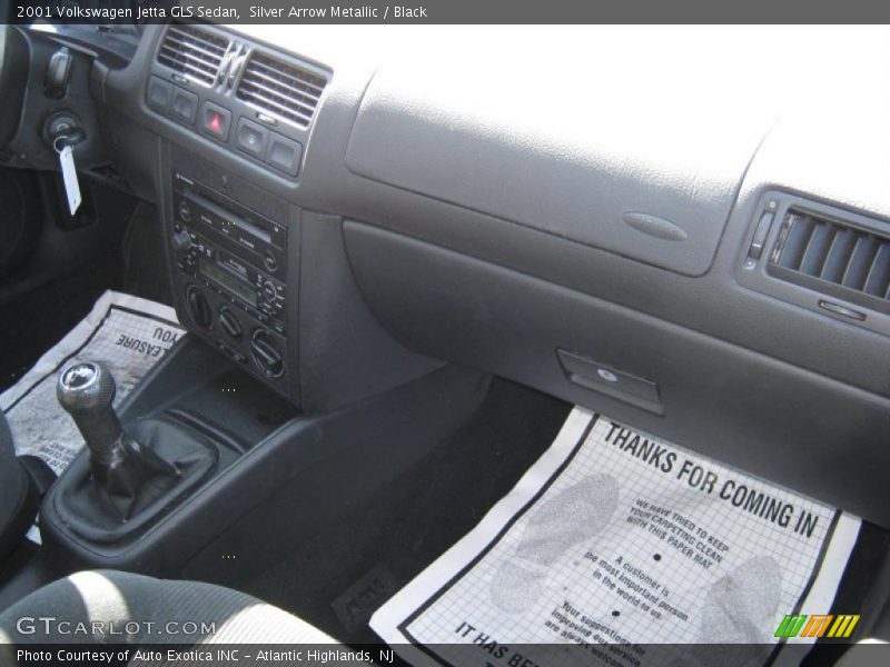 Silver Arrow Metallic / Black 2001 Volkswagen Jetta GLS Sedan