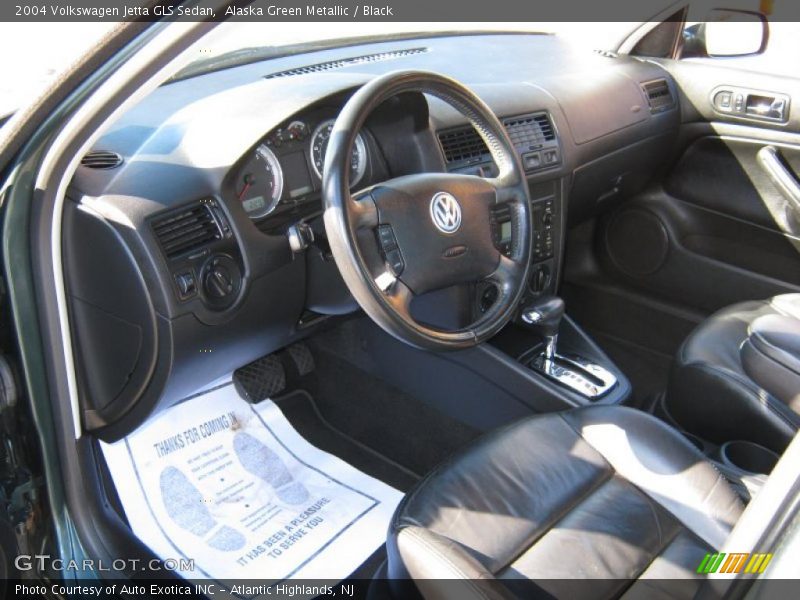 Alaska Green Metallic / Black 2004 Volkswagen Jetta GLS Sedan