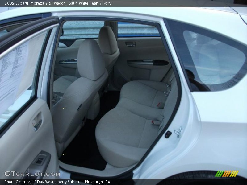 Satin White Pearl / Ivory 2009 Subaru Impreza 2.5i Wagon