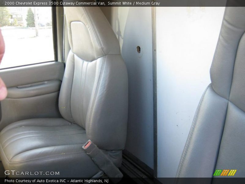 Summit White / Medium Gray 2000 Chevrolet Express 3500 Cutaway Commercial Van