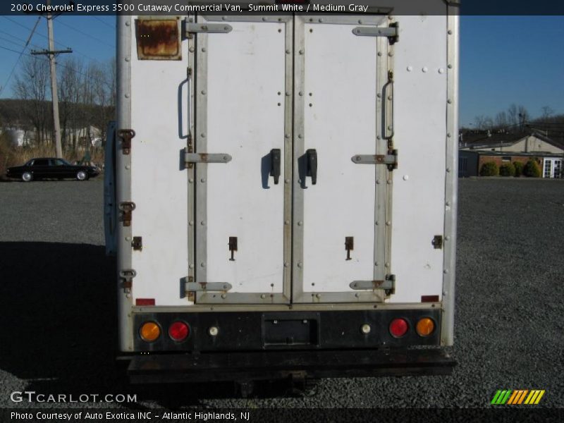 Summit White / Medium Gray 2000 Chevrolet Express 3500 Cutaway Commercial Van