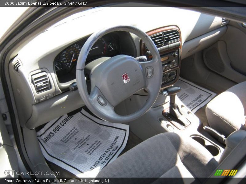 Silver / Gray 2000 Saturn L Series LS2 Sedan