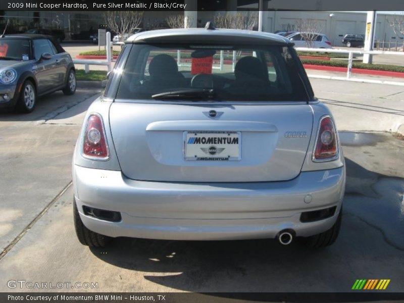 Pure Silver Metallic / Black/Grey 2009 Mini Cooper Hardtop