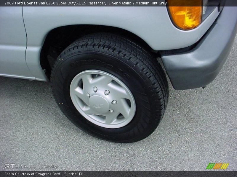 Silver Metallic / Medium Flint Grey 2007 Ford E Series Van E350 Super Duty XL 15 Passenger