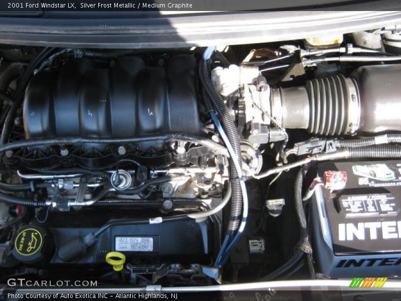 Silver Frost Metallic / Medium Graphite 2001 Ford Windstar LX