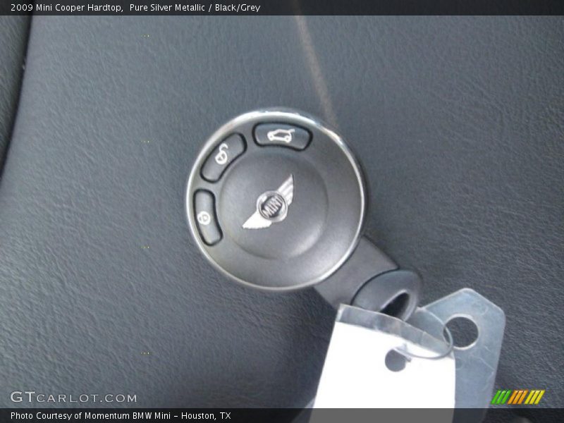 Pure Silver Metallic / Black/Grey 2009 Mini Cooper Hardtop