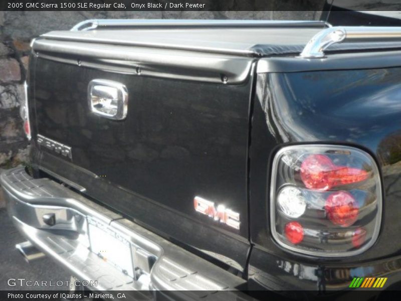 Onyx Black / Dark Pewter 2005 GMC Sierra 1500 SLE Regular Cab