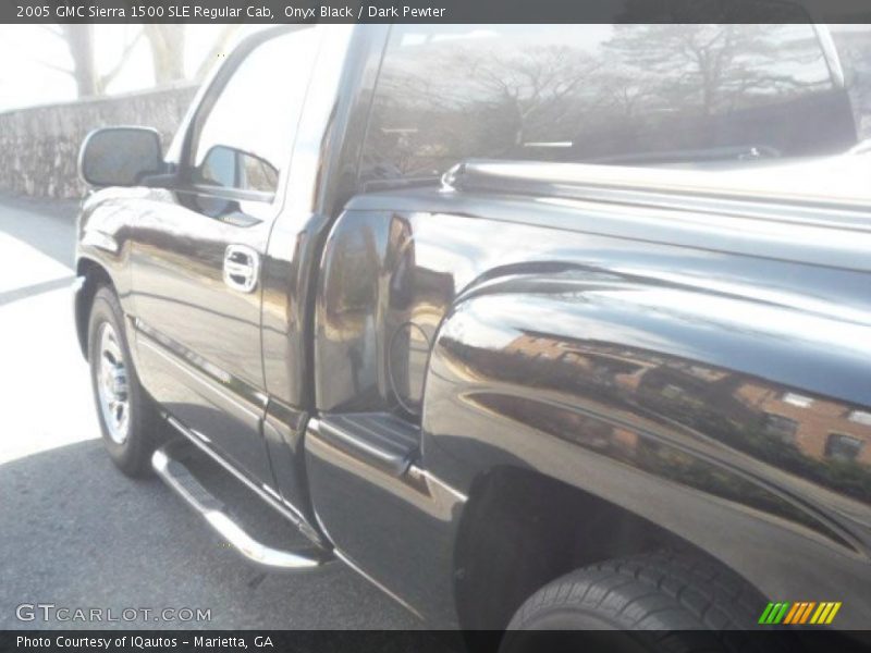 Onyx Black / Dark Pewter 2005 GMC Sierra 1500 SLE Regular Cab