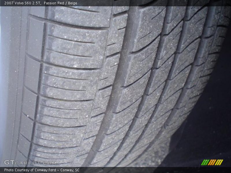 Passion Red / Beige 2007 Volvo S60 2.5T