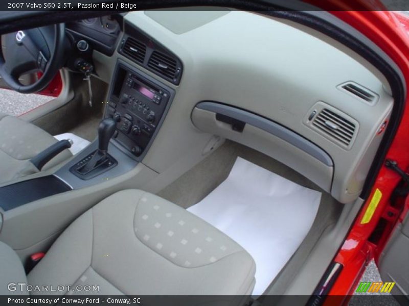 Passion Red / Beige 2007 Volvo S60 2.5T