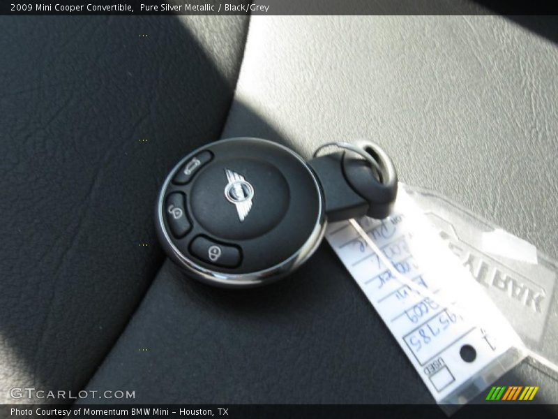 Pure Silver Metallic / Black/Grey 2009 Mini Cooper Convertible