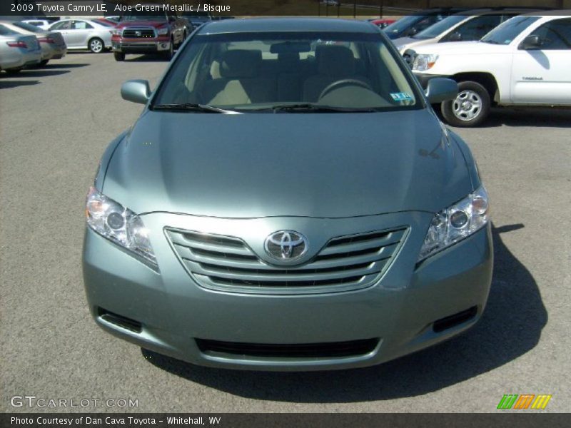 Aloe Green Metallic / Bisque 2009 Toyota Camry LE